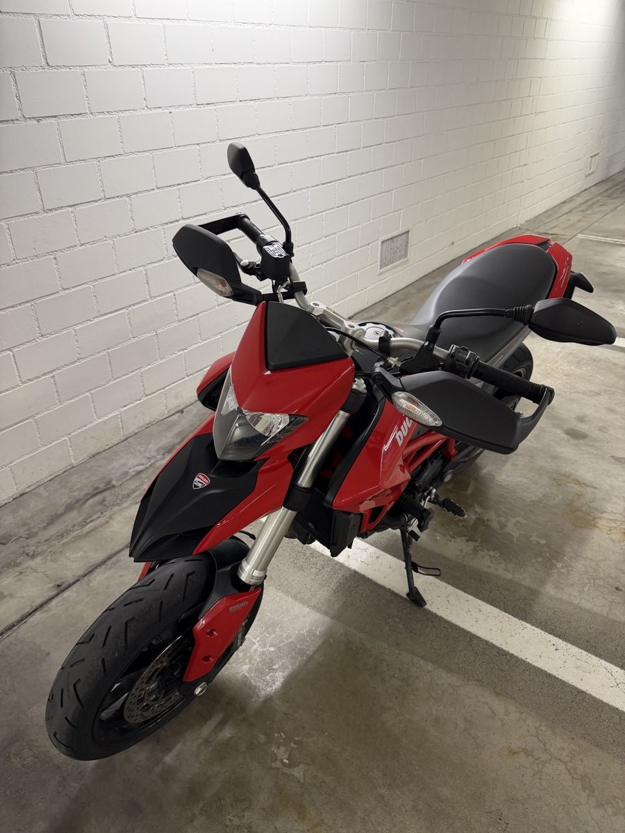 Ducati Strasse: Ducati Hypermotard 821 – Gebraucht aus Regensdorf von Reto234 1