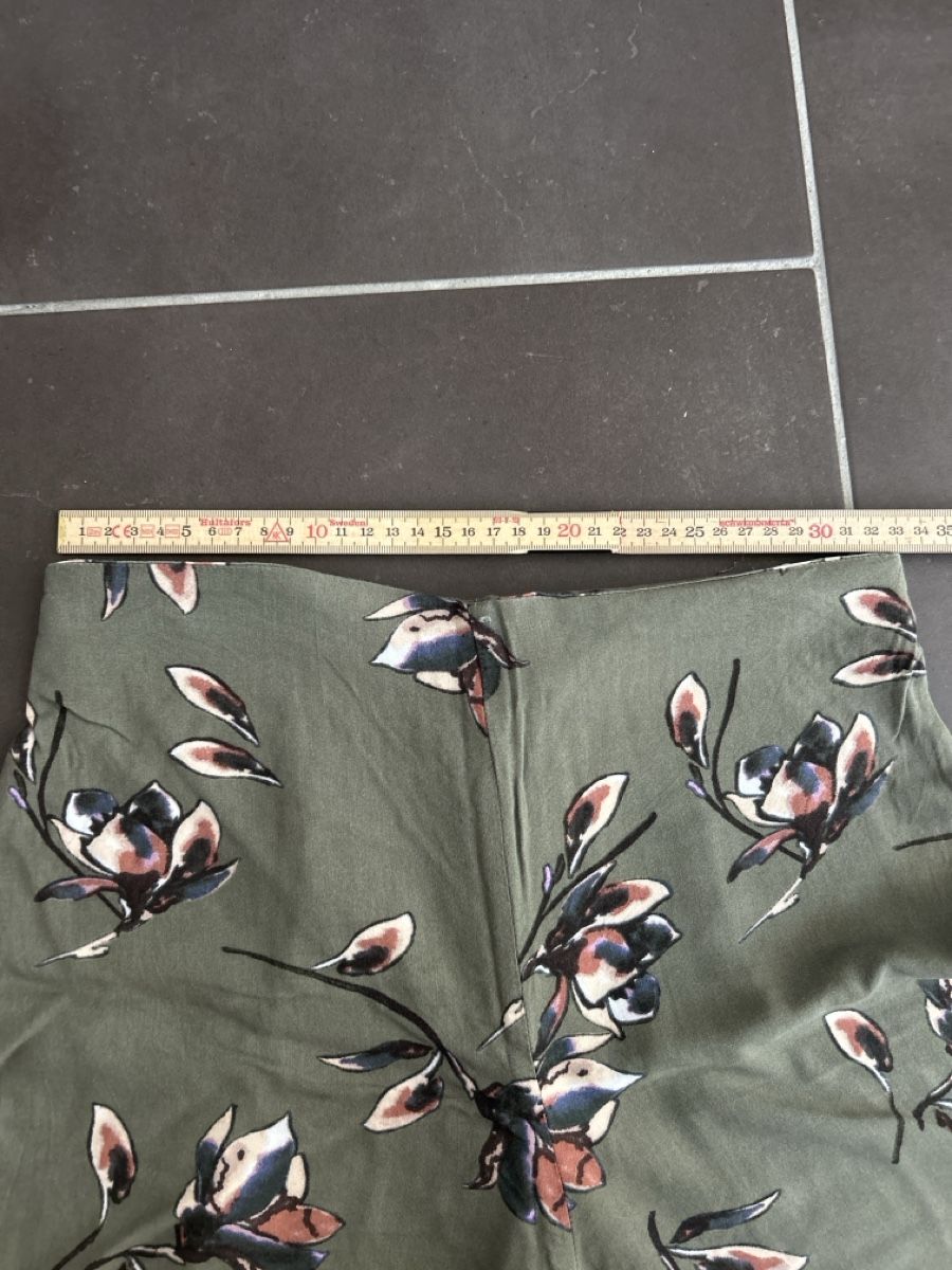 Vero Moda Pantaloni: Stoffhose von Vero Moda Gr. S – Usato da Winterthur venduto da Guizza93 1