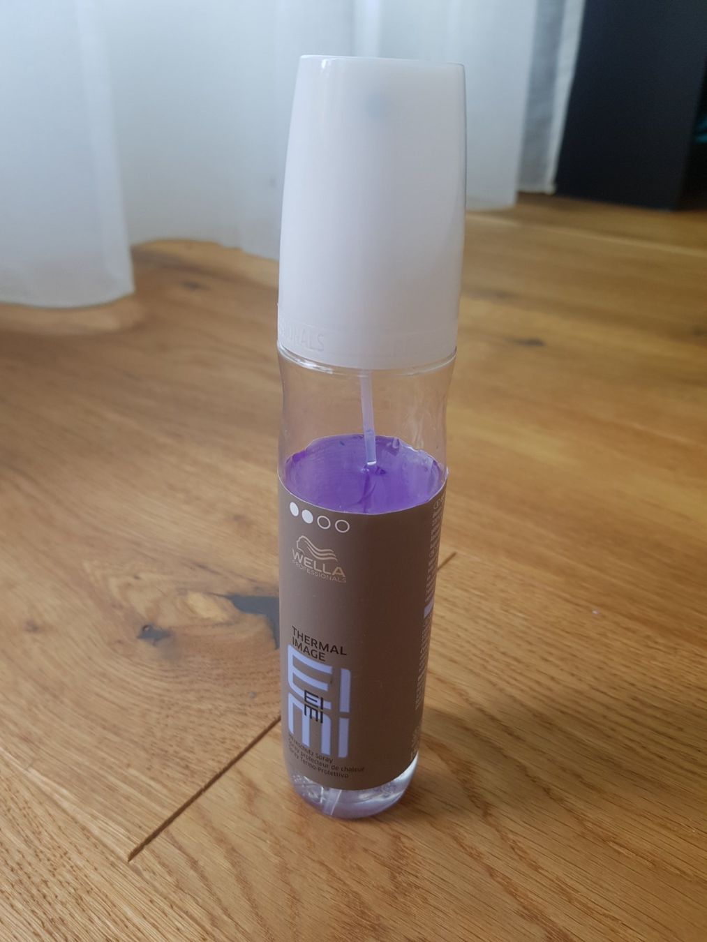 Prodotti di pulizia: Wella Hitzeschutz Spray 150ml – Usato da Eschenbach SG venduto da SanFranciscoCalifornia 2