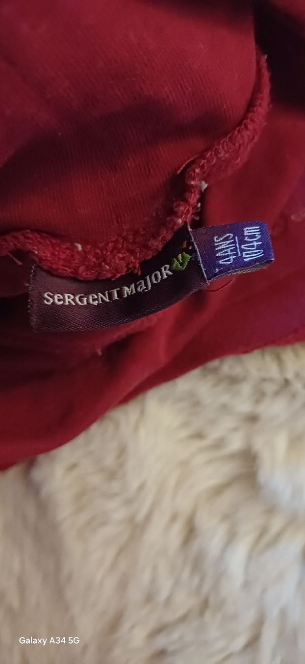 Blusen, T-Shirts & Tops: Roter Sergent Major Rollkragenpullover gr.104 – Gebraucht aus Riniken von Lessy- 2