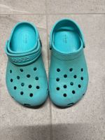Crocs turquoise taille 12 enfant taille 29