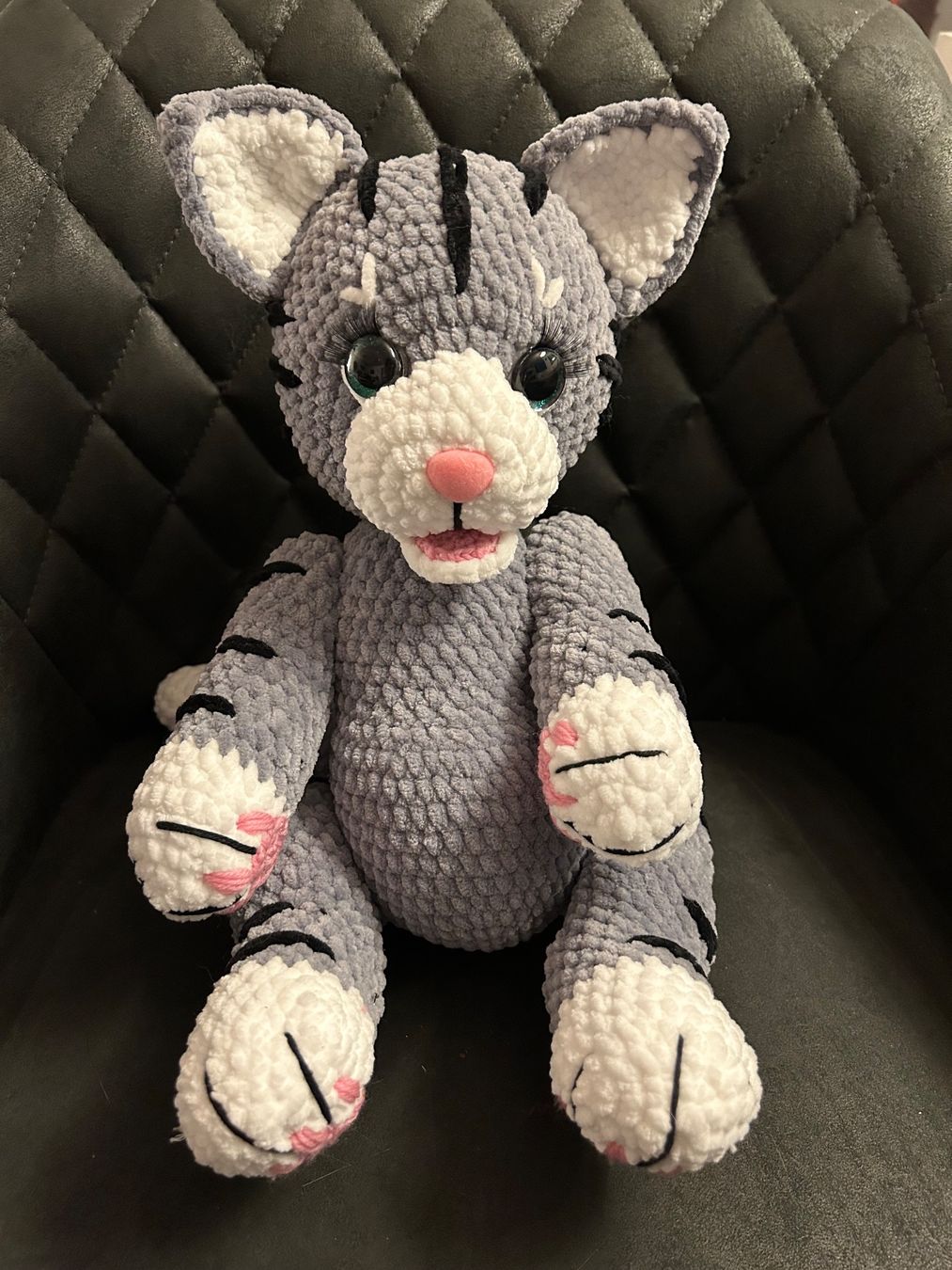 Statuette: Amigurumi Katze 44cm – Nuovo e nell'imballaggio originale da Baldingen venduto da Ginadasy 2