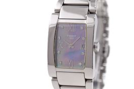 Tissot T-Lady Generosi Perlmutt & Brillanten Damenuhr