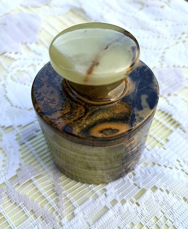 Tutte le decorazioni: Presse papier en Onyx marbre – Usato da Estavayer-le-Lac venduto da mar_2s6b