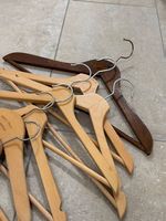 Kleiderbügel aus Holz 5 Stück (Luxus)