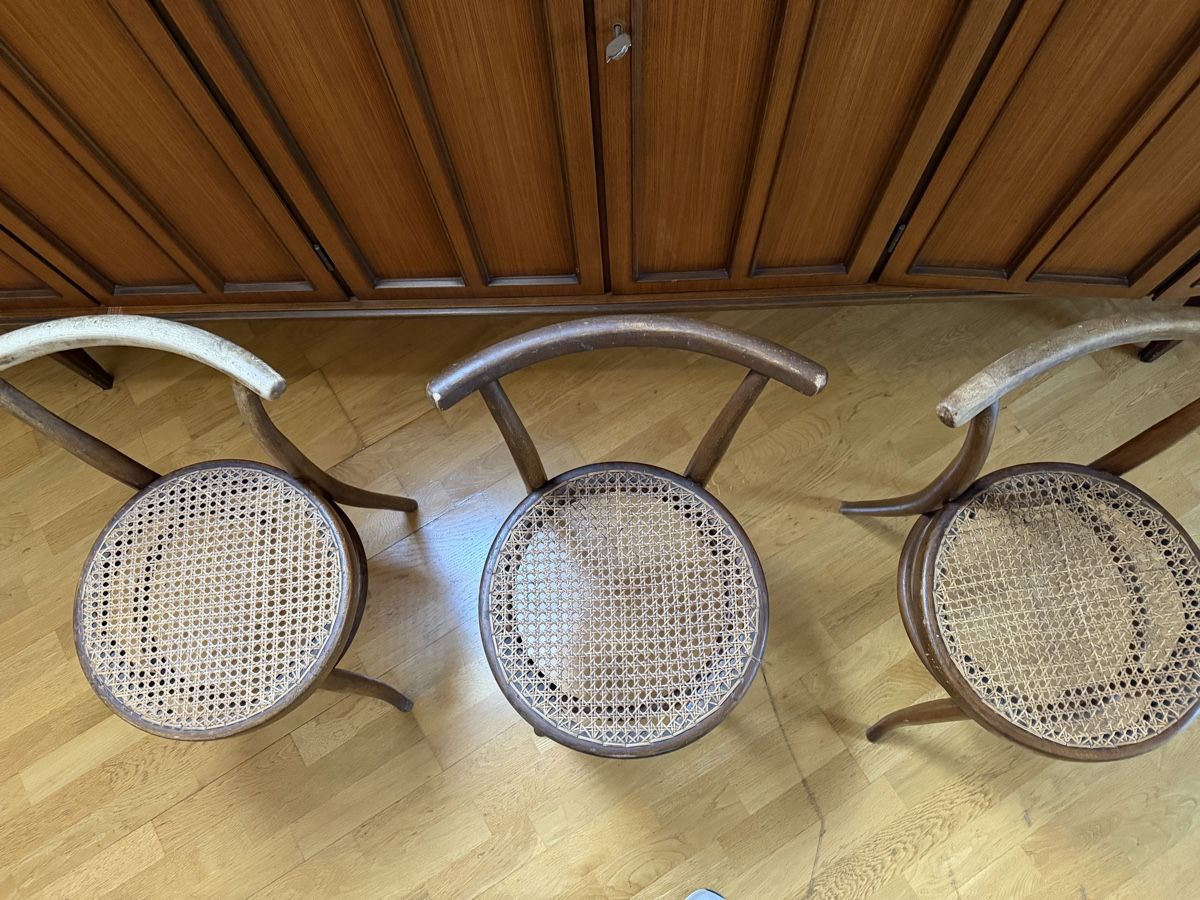 Stühle: 3 vintage J&J Kohn chairs – Gebraucht aus Genève von joc_828m 2