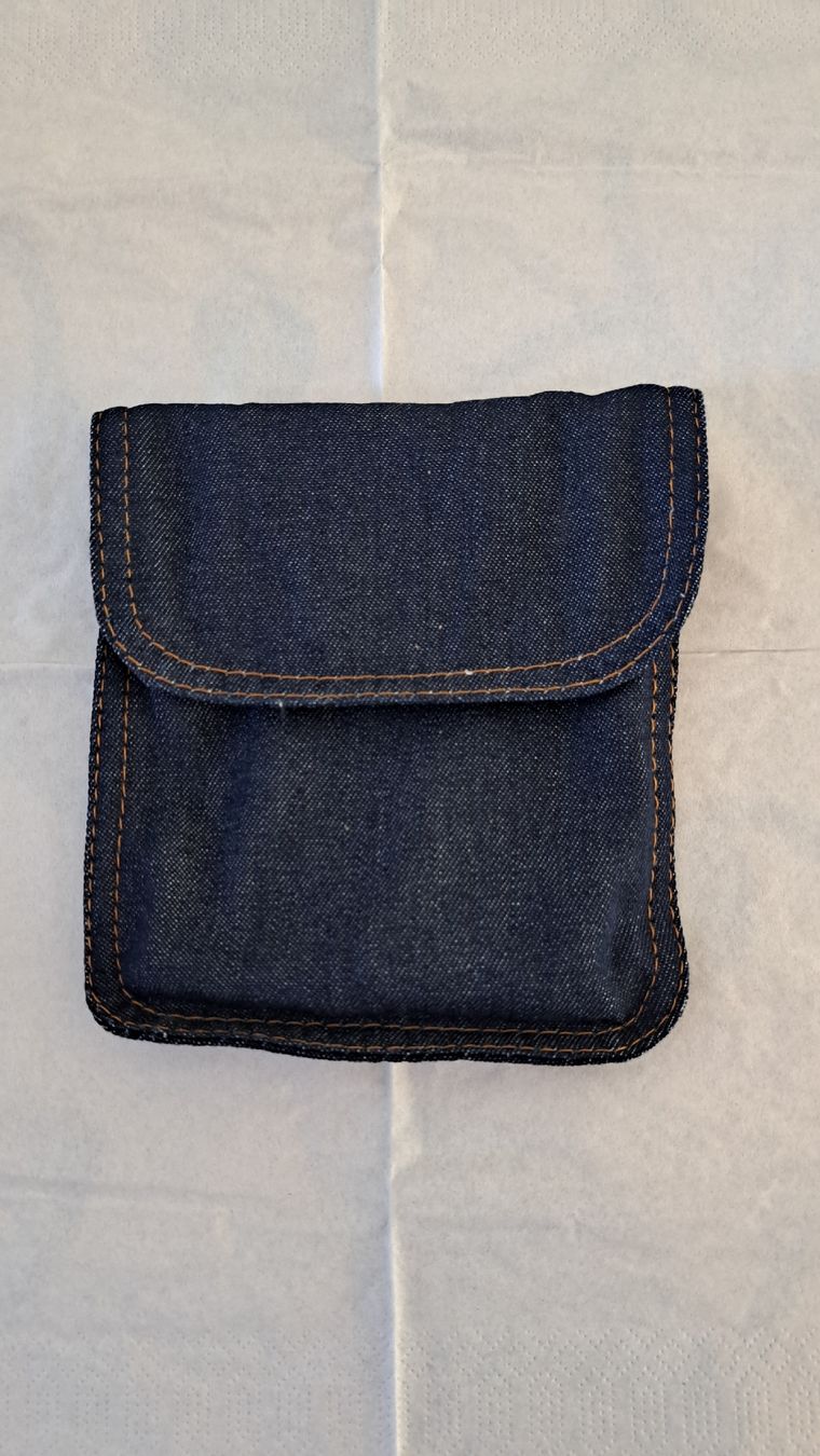 Altro in  Abbigliamento & Accessori: Kleine Tasche/Etui – Usato da Winterthur venduto da ml2_58mm