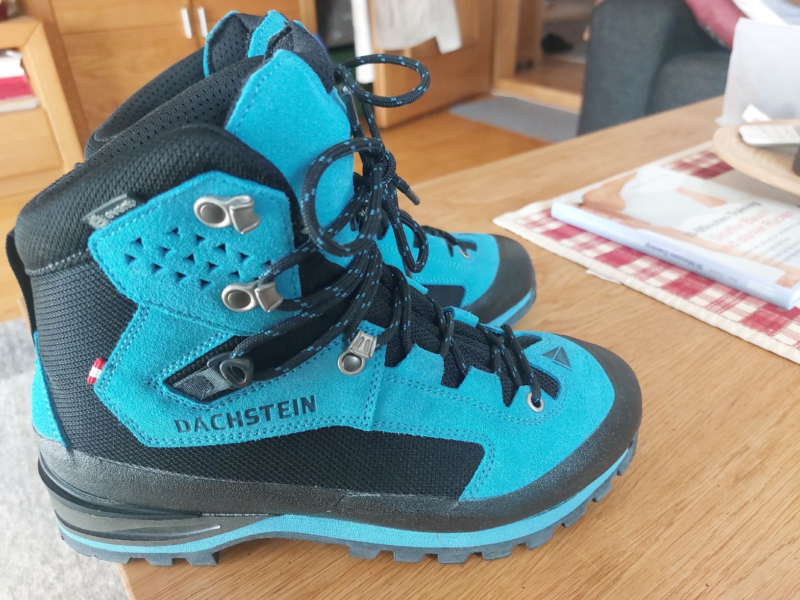 Dachstein Scarpe da donna: Dachstein Wanderschuhe Gr 40,5 – Nuovo (secondo la descrizione) da Landquart venduto da Cedes