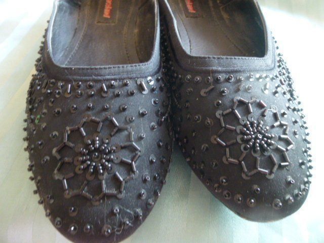 Scarpe da donna: Ballerina 41 schwarz Glasperlen/Paillett – Nuovo (secondo la descrizione) da Hinwil venduto da Glasperlen 1