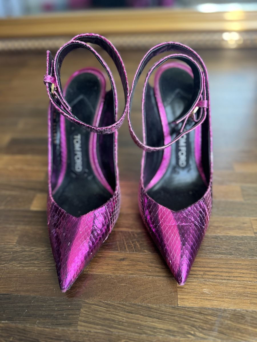 Tom Ford Scarpe da donna: auth TOM FORD metallic pink  PYTHON WEDGE Ankle Strap Pumps – Usato da Baar venduto da TheArchive