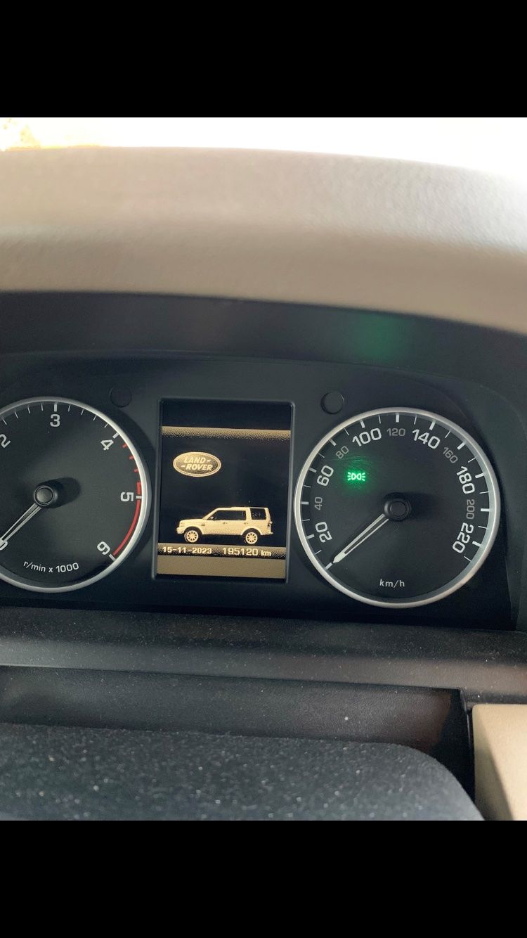 Land Rover Automobili: Land Rover Discovery 4 – Usato da Zollikon venduto da 19Kevin04 3