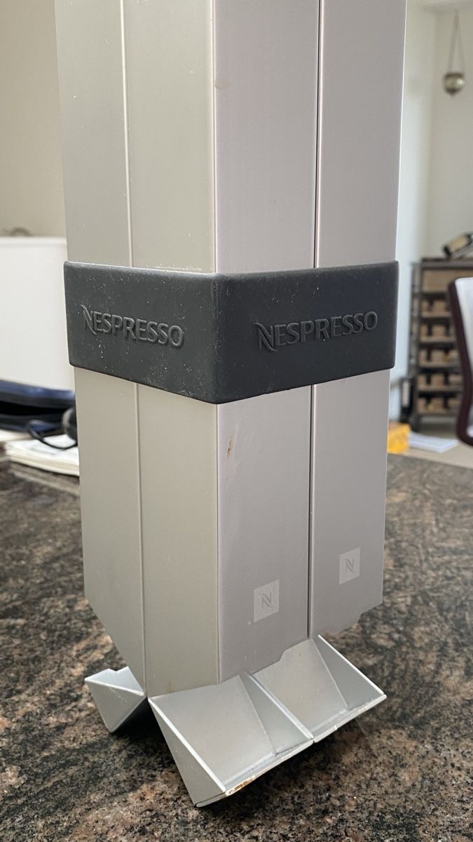 Supporti a parete: Nespresso Kapselspender – Usato da Bremgarten AG venduto da calimero6