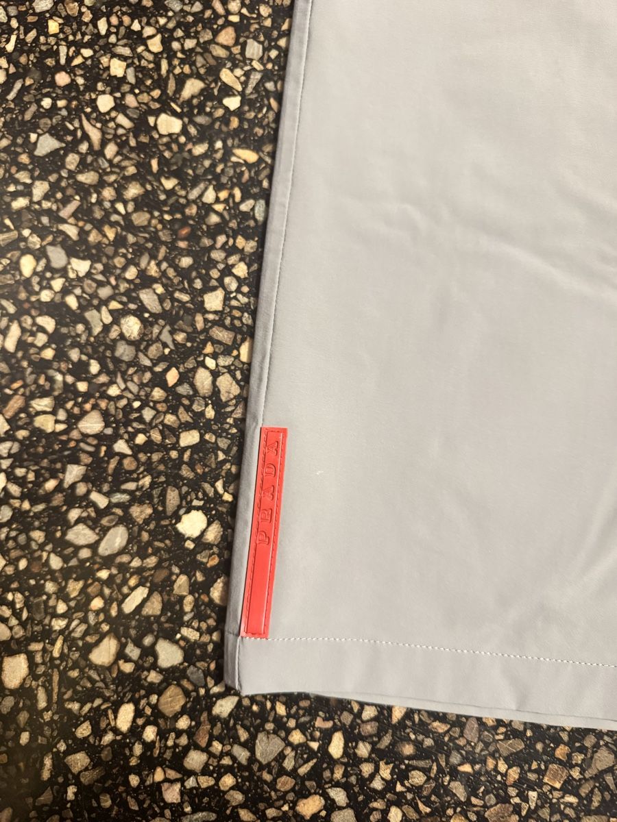 Prada Gonne: Prada grey midi skirt size IT42 / eu 38 – Usato da Zürich venduto da gva_r9gs 4