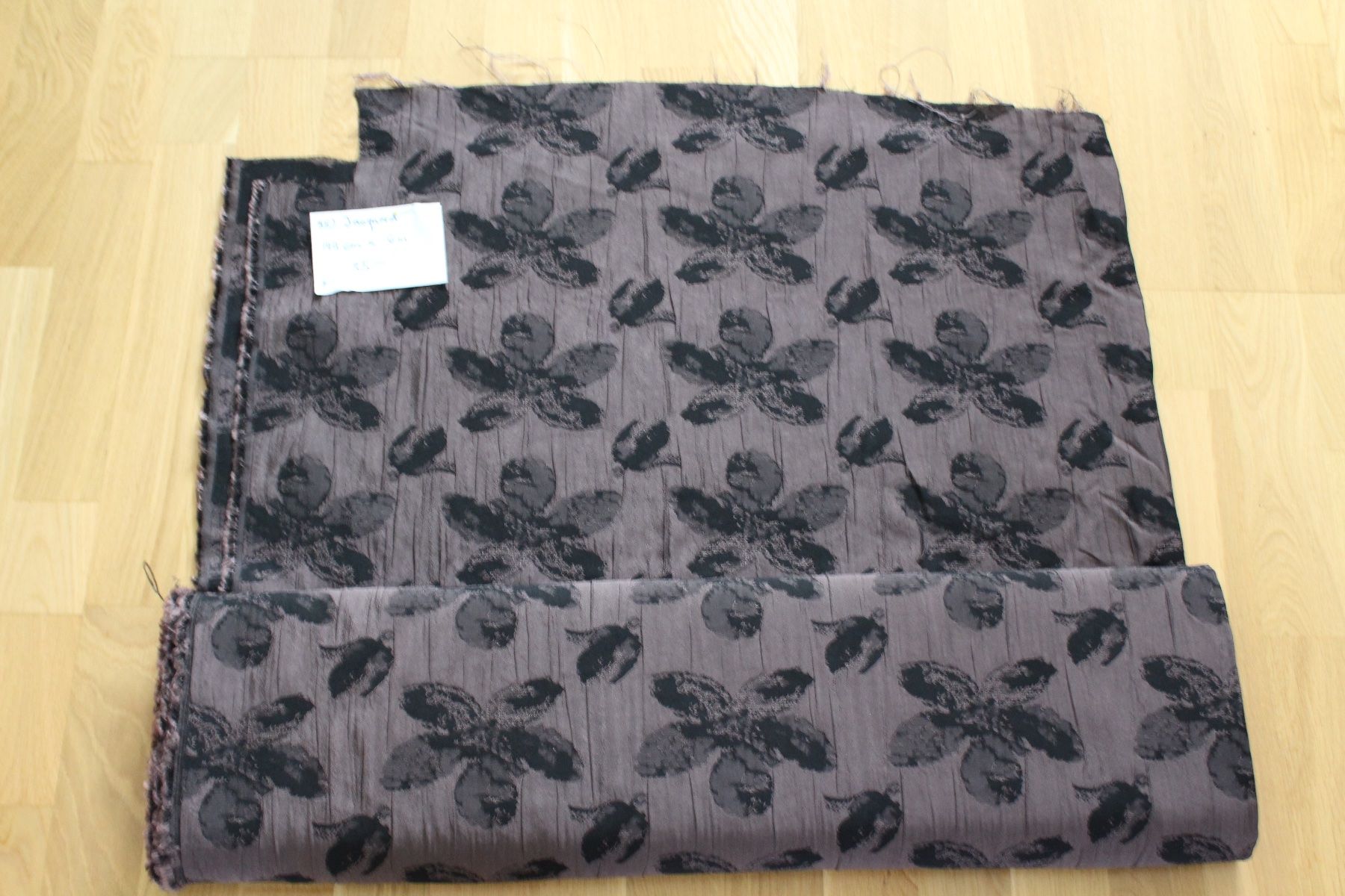 Tessuti: Jacquard mit Blumenmuster – Nuovo (secondo la descrizione) da Zürich venduto da yvo_9d6l 1