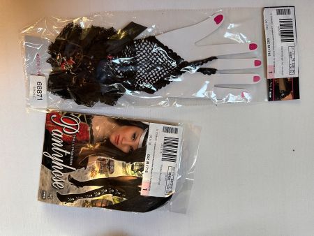 Piratenkostüm Strumpfhose und Armschmuck