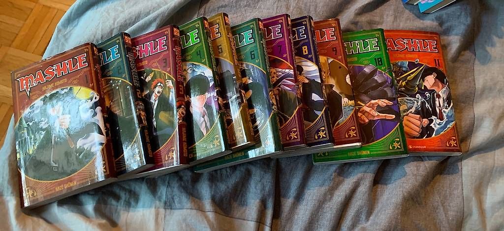Comics: Manga mashle – Gebraucht aus Satigny von kyl_yy7p 1