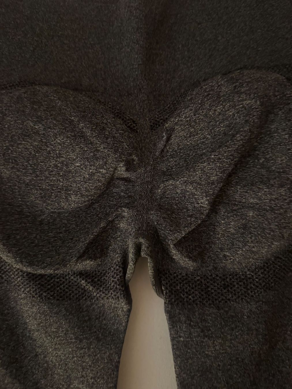 Hosen: 2 Sporthosen – Gebraucht aus Laupen BE von Alina_aaee