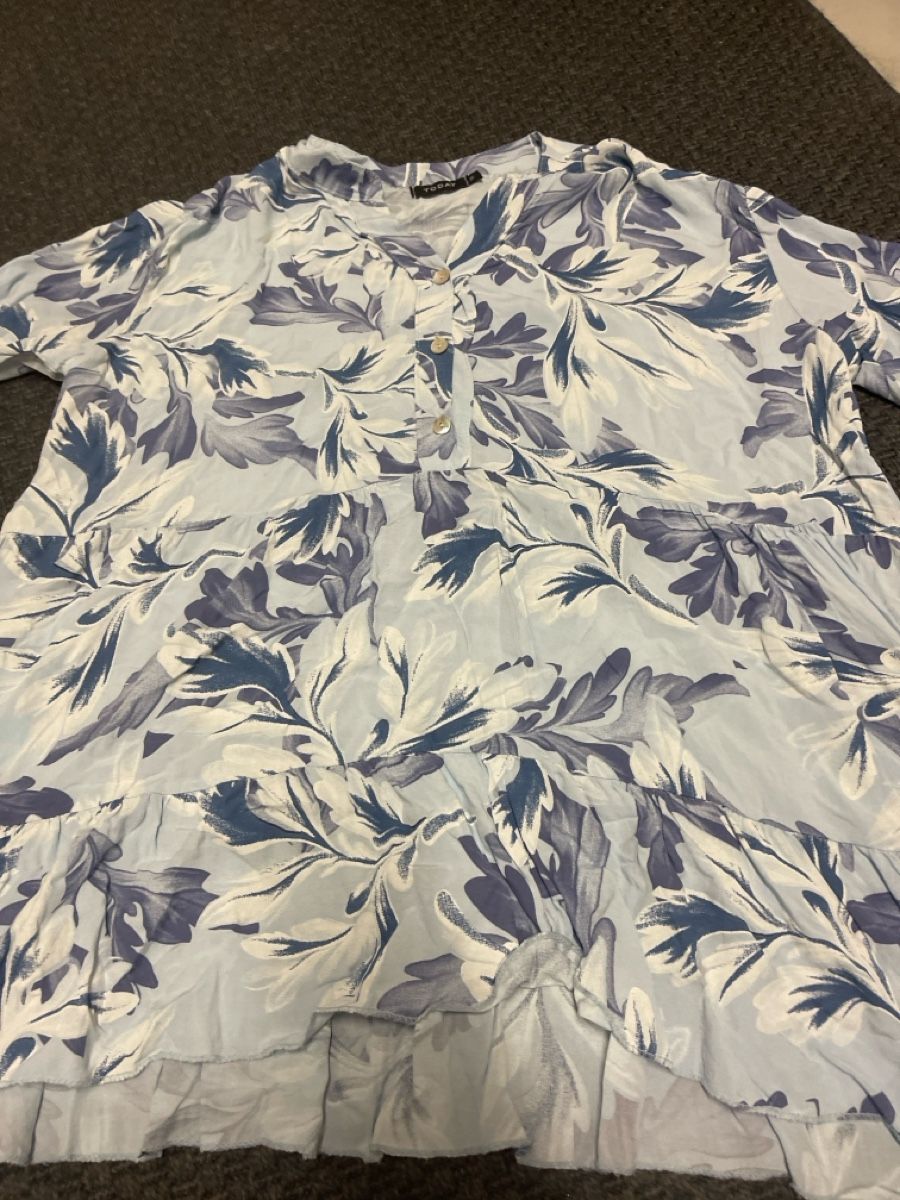 Camicette: Lockere Bluse gr M/L – Usato da Bad Zurzach venduto da Cuore34 1