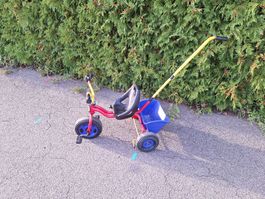 Kinder Dreirad mit Schiebestange rot blau gebraucht