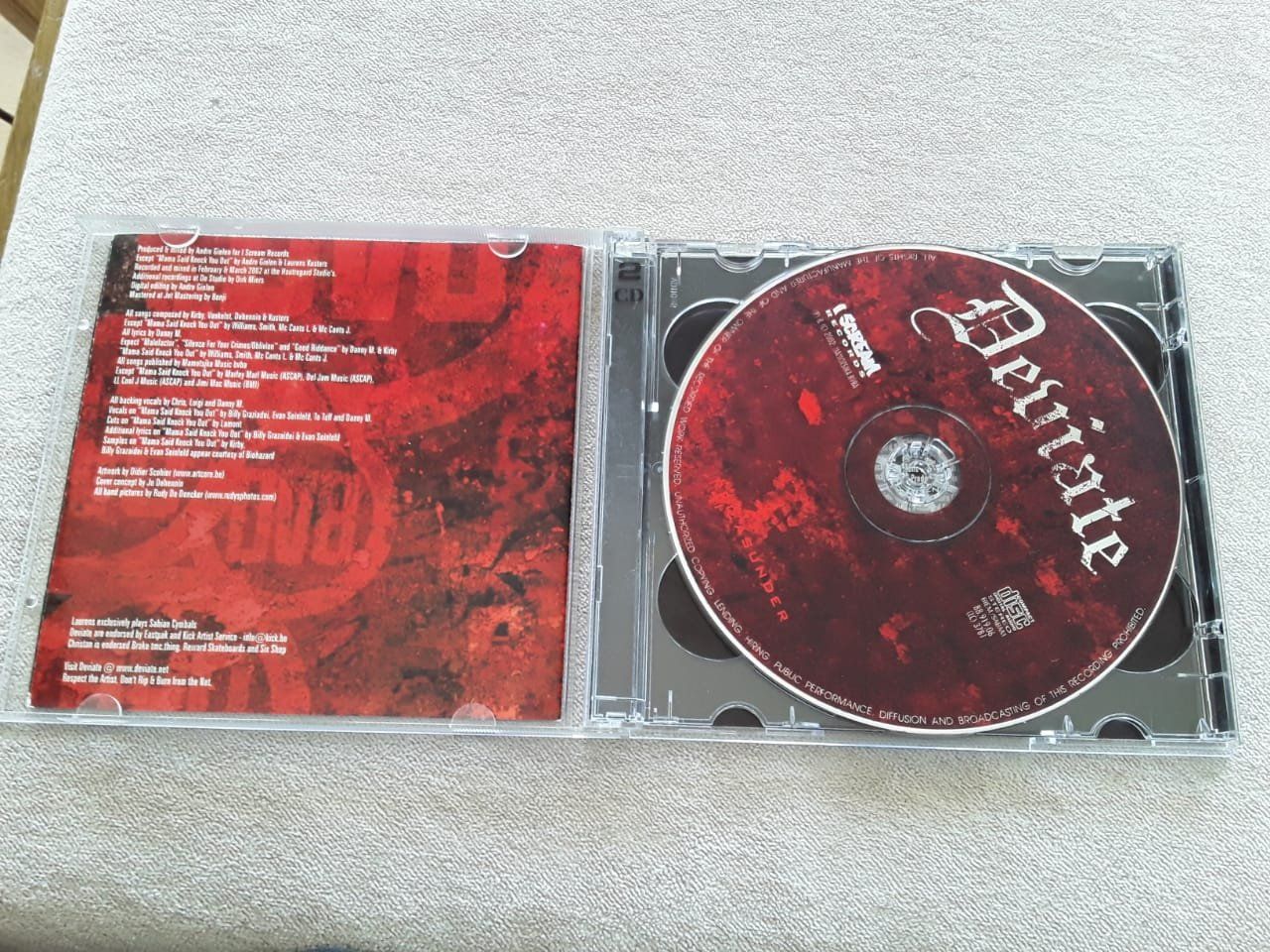 CDs: Deviate - Red Asunder – D'occasion à Lenzburg par Sepulmander 1
