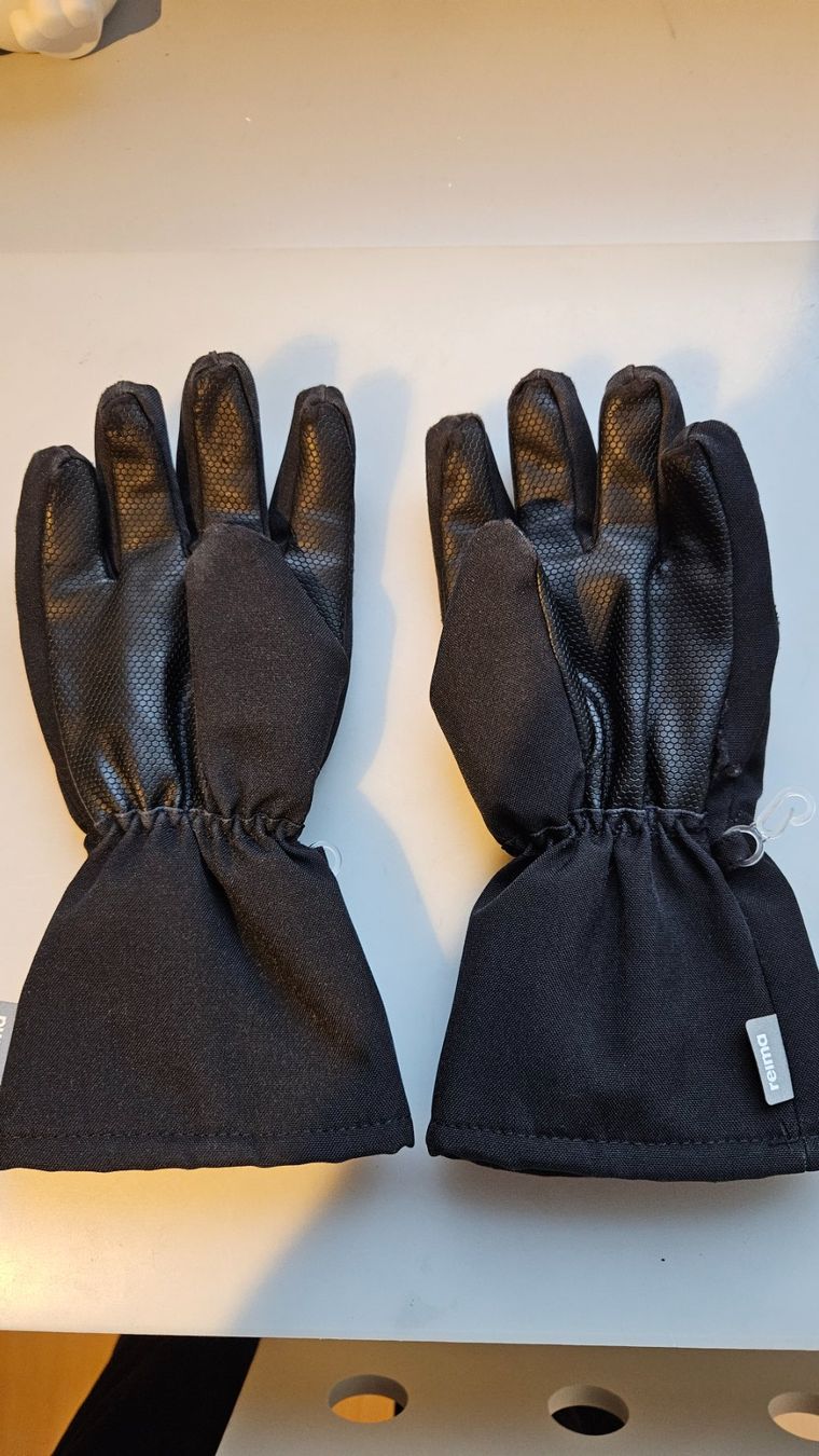 Reima Guanti: Reima Fingerhandschuhen – Usato da Bubikon venduto da diditoto 1