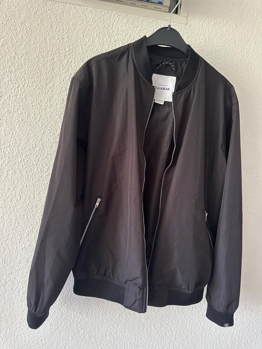 Pull&Bear Vestes: Pull&Bear Men's Bomber Jacket - Size M - Lightweight! – D'occasion à Zürich par mhm_6rhw