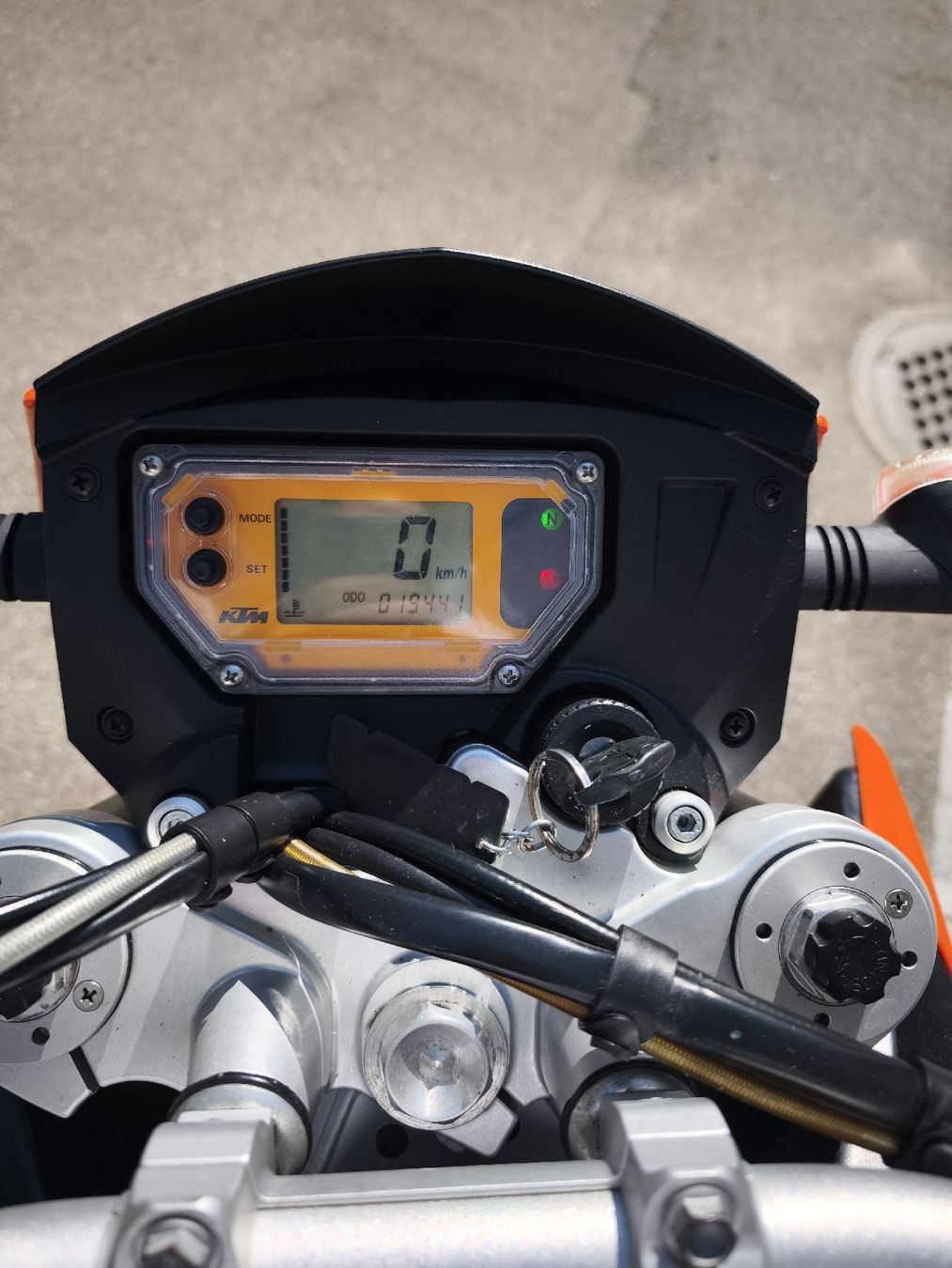 KTM Strada: KTM 950 Supermoto – Usato da Hinwil venduto da Legion88 4