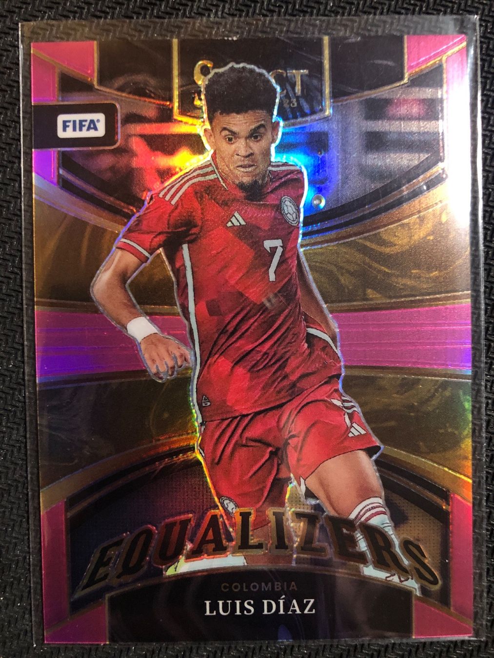 Panini Carte collezionabili: Panini Select Luis Diaz 02/25 – Usato da Wangenried venduto da Garagara