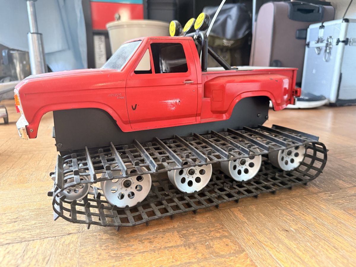 Kyosho RC Modellbau: Pistenbully Blizzard  – Defekt aus Deitingen von Djlion 6