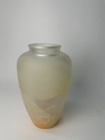 Vase japonais en verre soufflé effet marbré