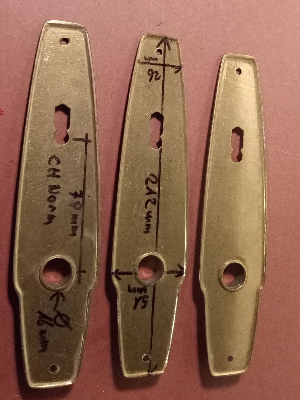 Ferramenta: 8 Türlangschilder in Messing – Usato da basel venduto da markusb07 2