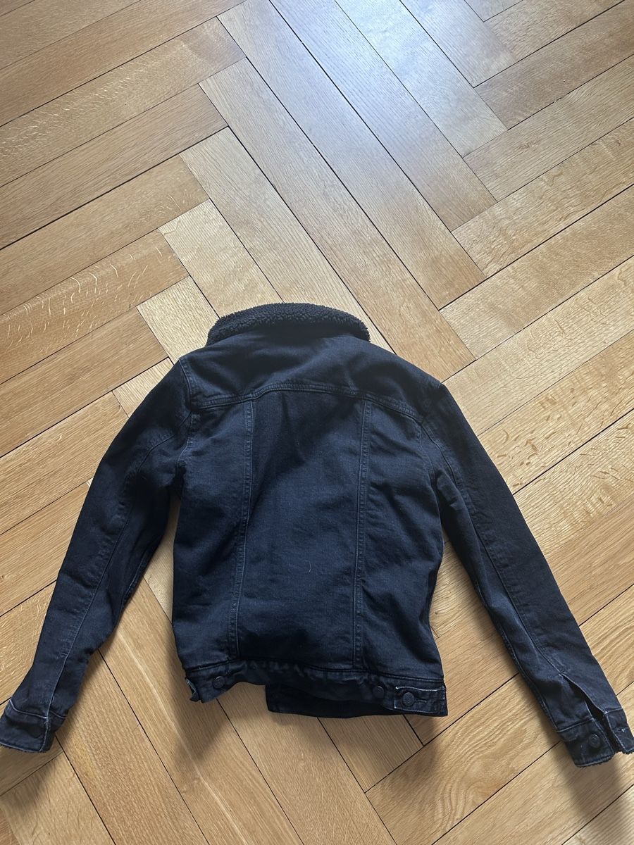 Levi's Giacche: Levi's Jeansjacke schwarz mit Teddyfutter Grösse S – Usato da Bern venduto da tschaesiii 2