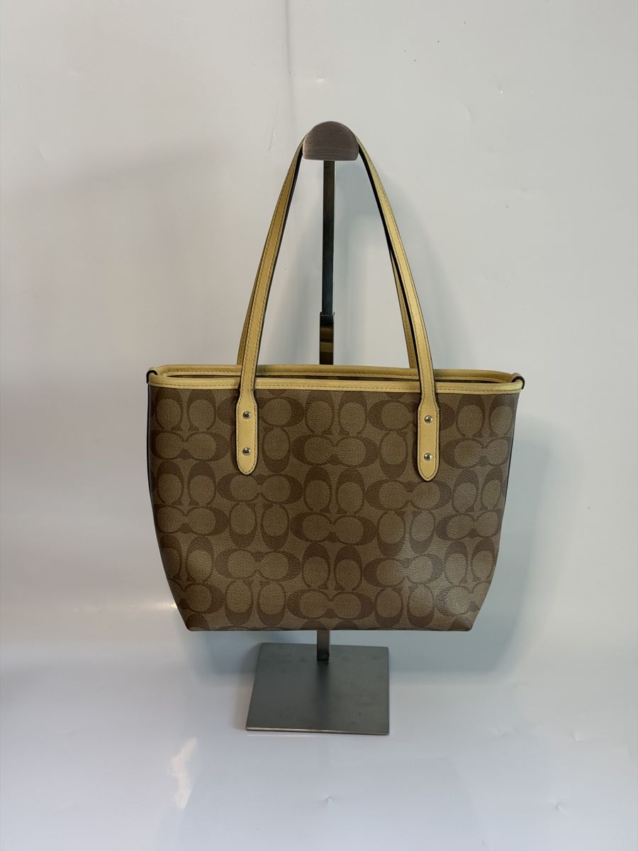 Coach Sacs femmes: Original Coach City Tote Handtasche – D'occasion à Vionnaz par b_f_d_r_g 1