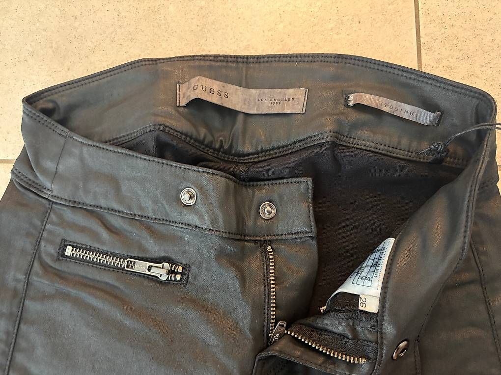 Pantaloni: Guess Hose – Usato da Laufenburg venduto da tam_xbg7 2