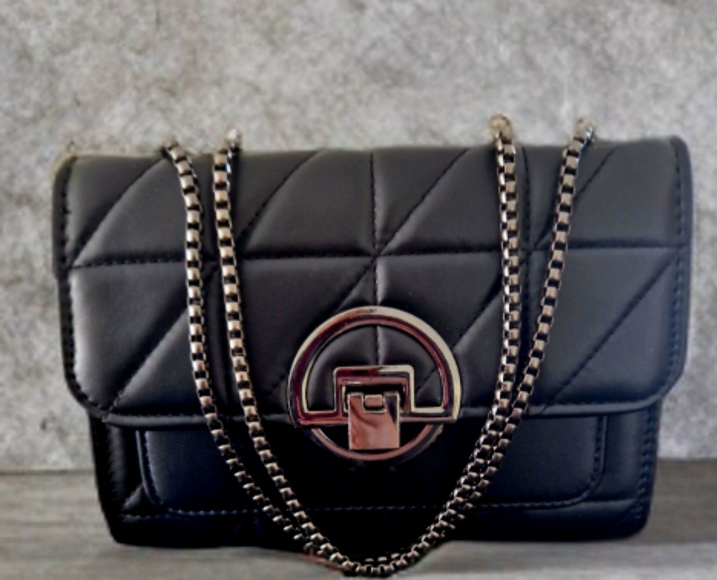 Taschen für Damen: Borsa donna nero – Neu (gemäss Beschreibung) aus Giubiasco von Stefaniav