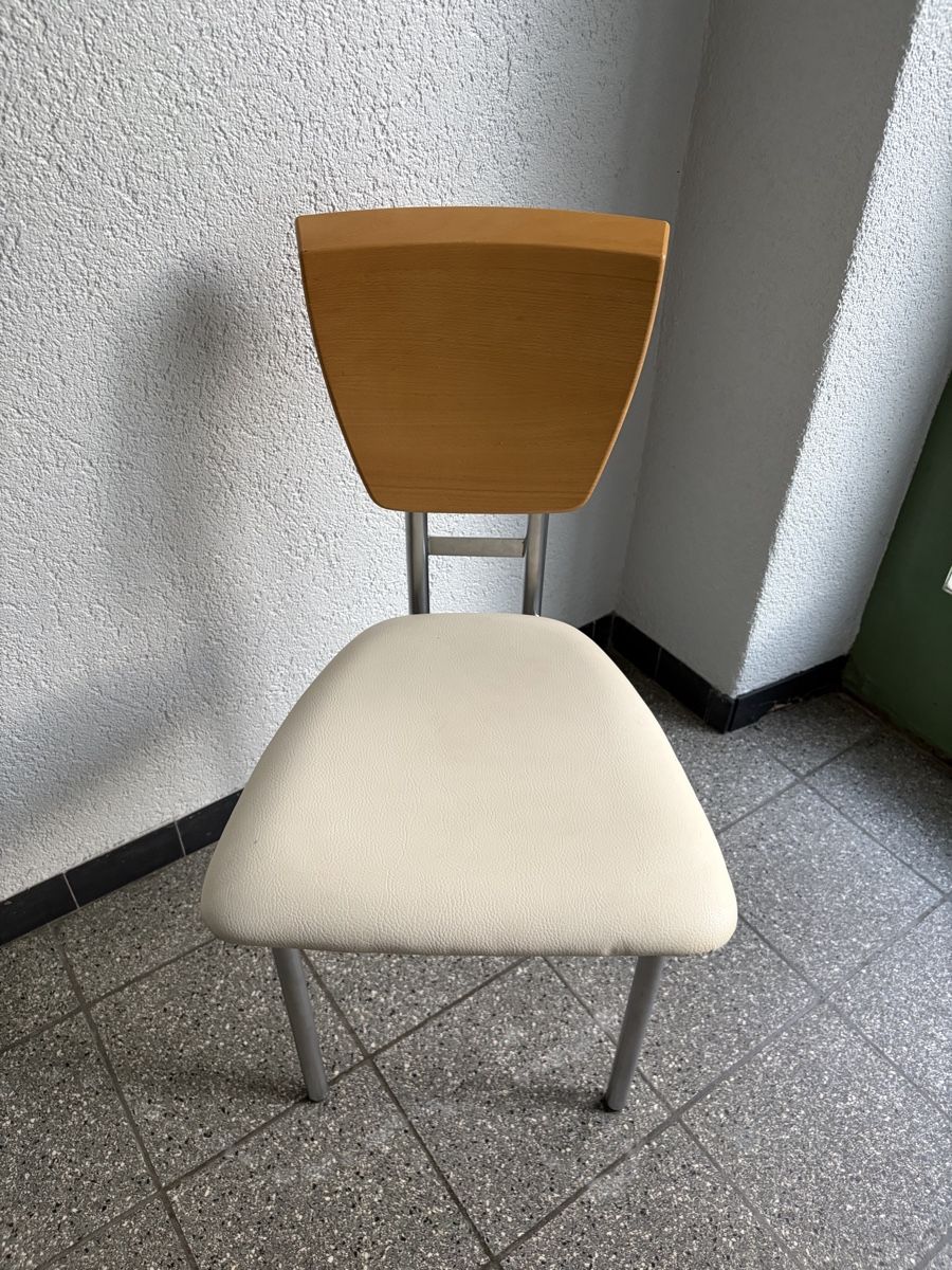 Sedie: 4 X Elegante Hochwertige Essstühl – Usato da Winterthur venduto da Pohanrizki