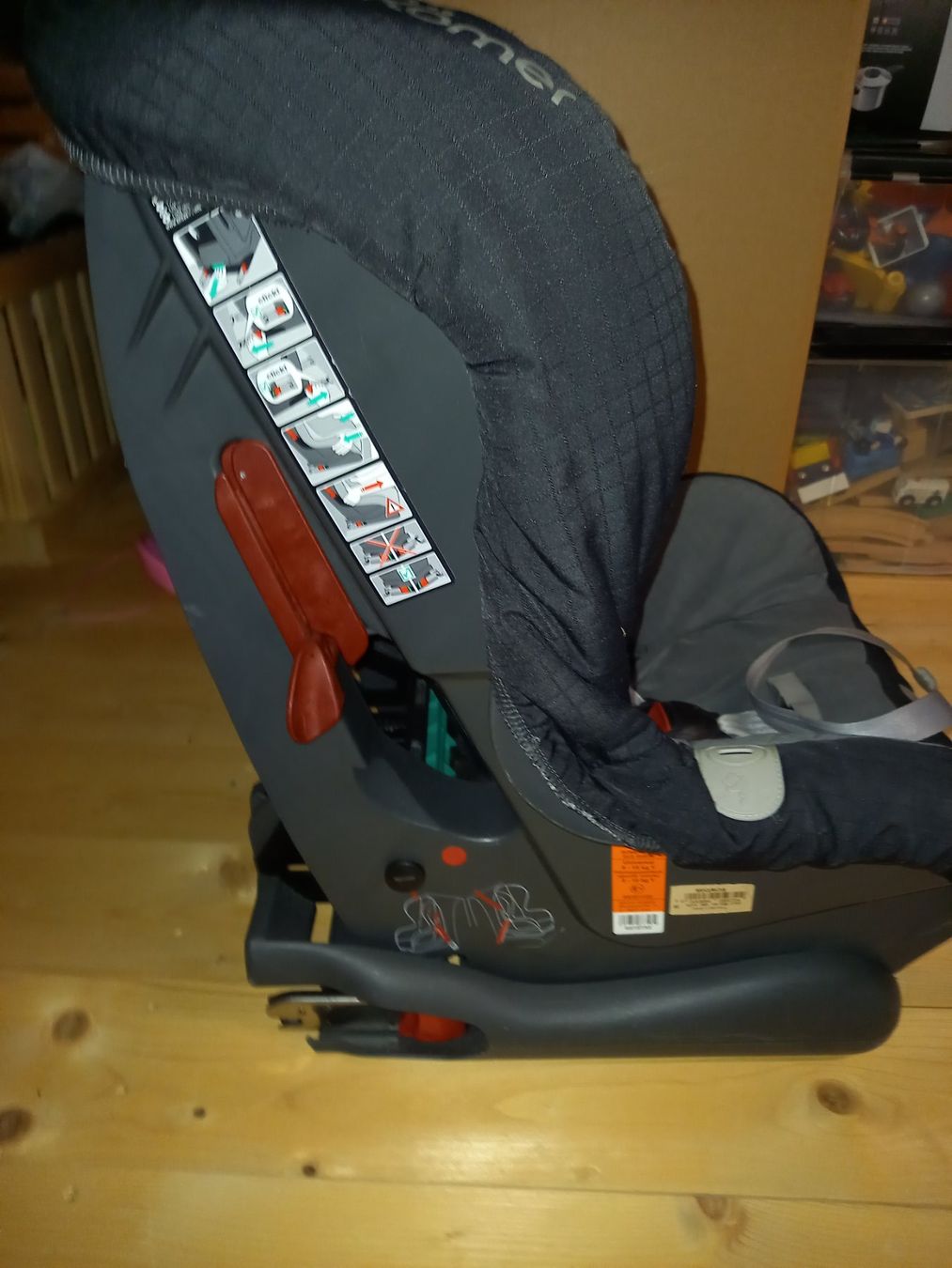 Britax Römer Seggiolini per auto: Kindersitz: Römer duo ece r44/04 – Usato da Bronschhofen venduto da ClauBern 2