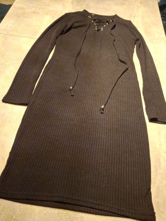 Robe près du corps taille M