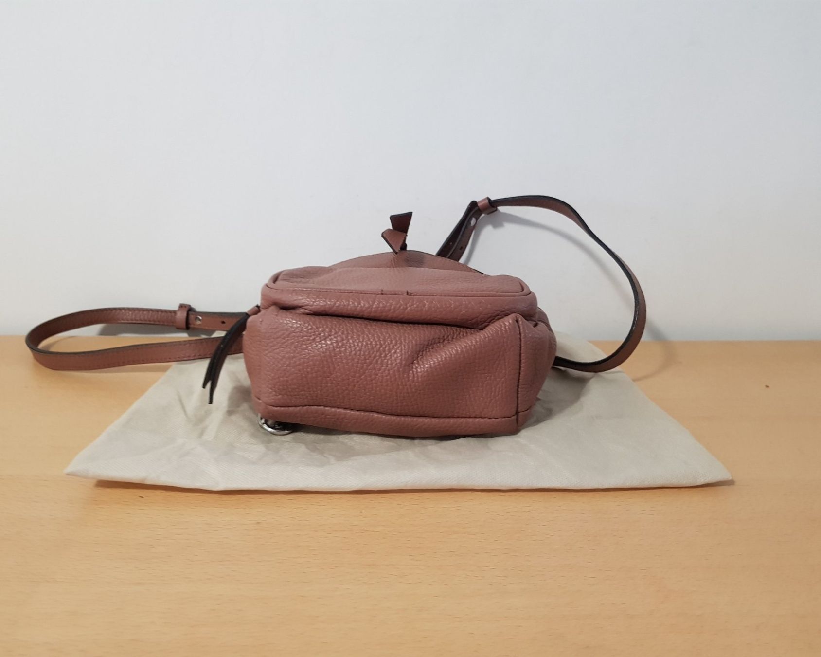 Coccinelle Rucksäcke: Coccinelle Leder Rucksack – Gebraucht aus Basel von fafa68 4