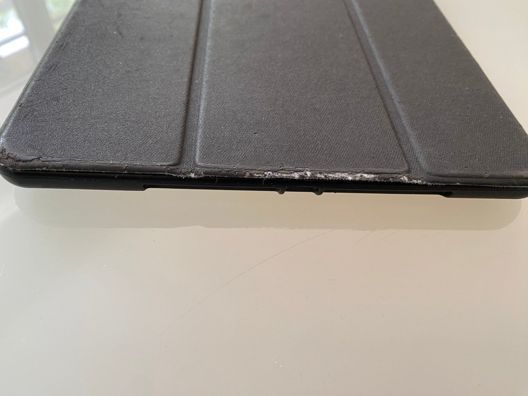 Apple Tablet PC: iPad 6 – Usato da Bern venduto da eric_lewis 2