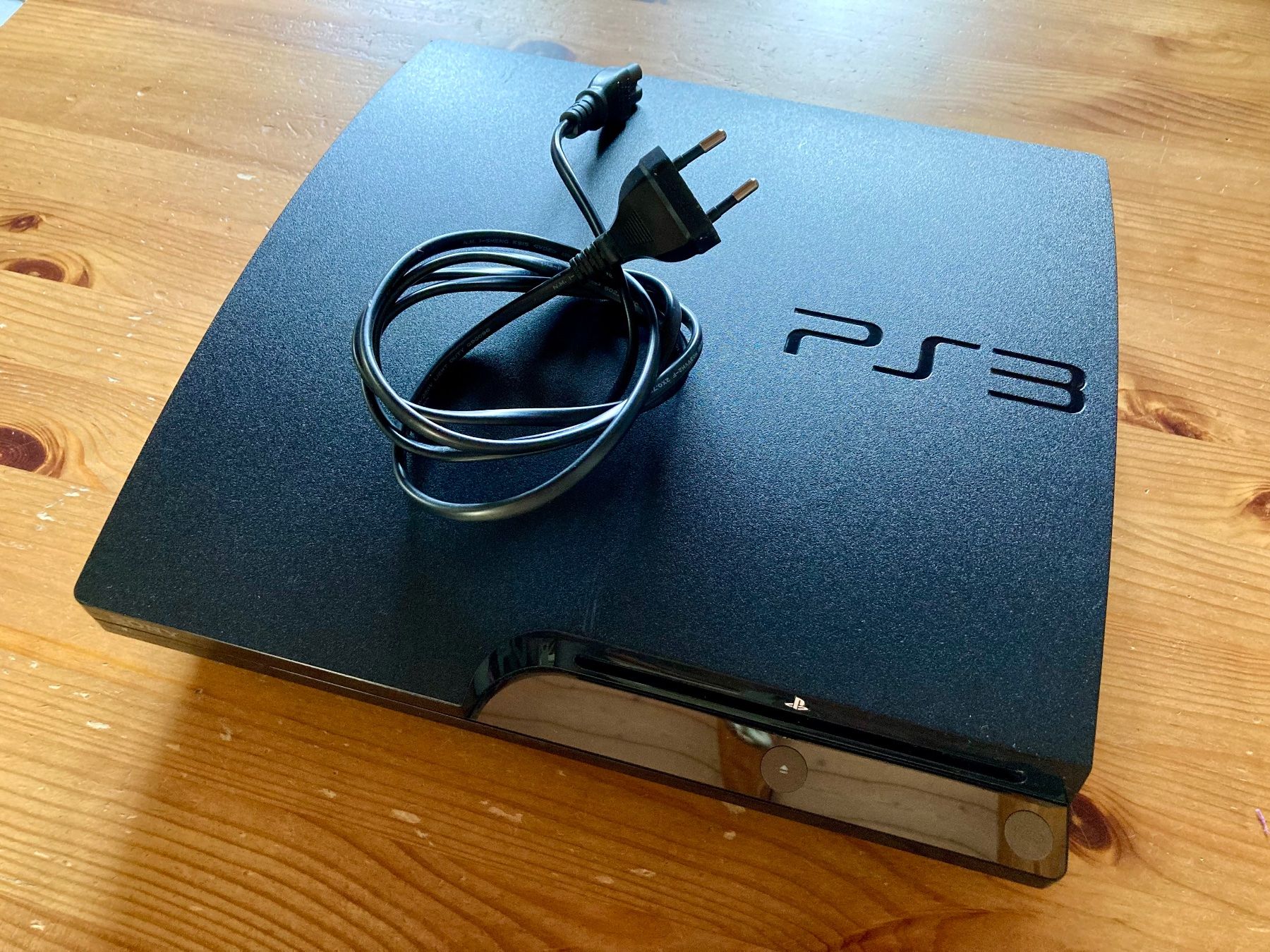 Sony Console: PS3 CECH-2504B 320GB Konsole – Usato da Zürich venduto da Djmotionch