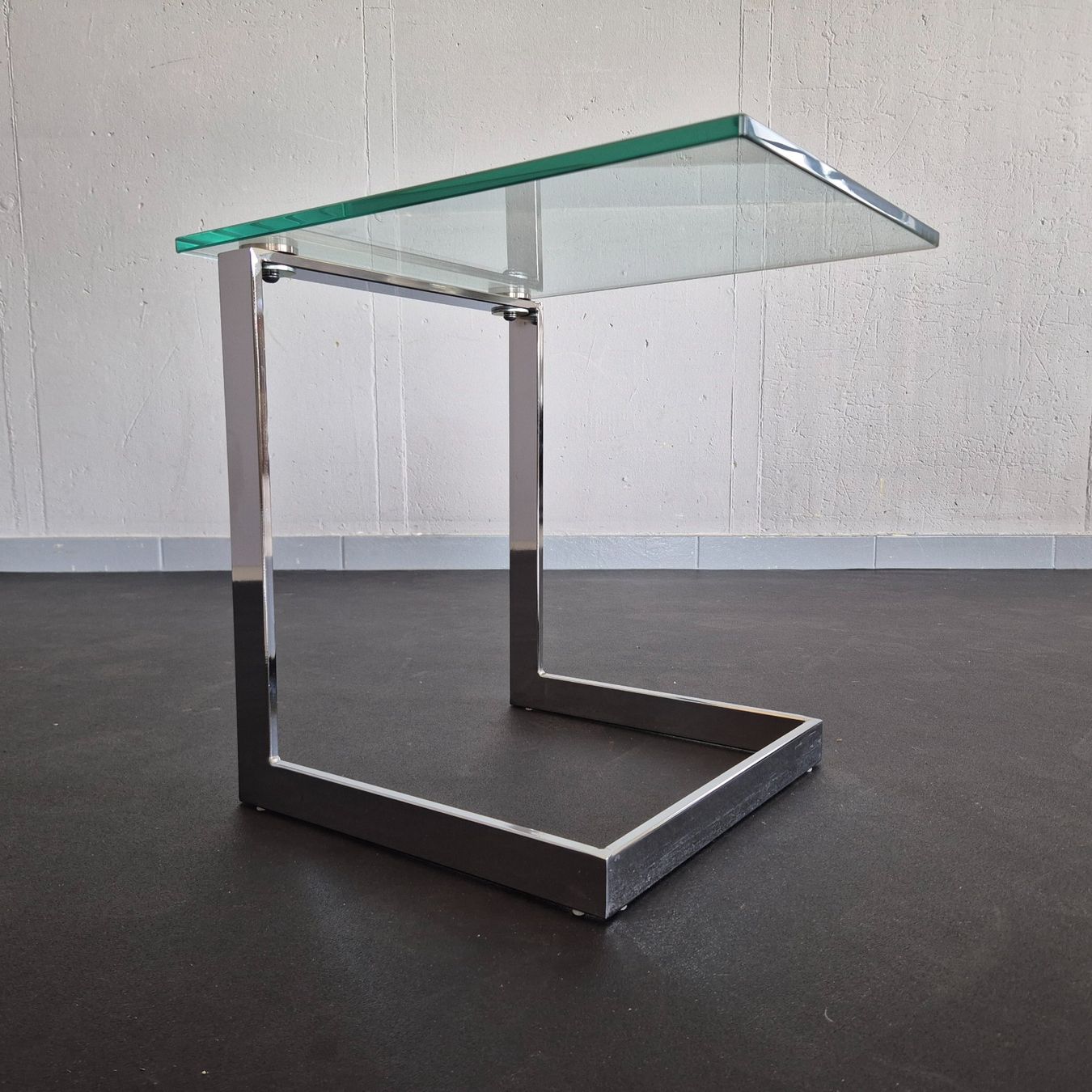 Tavoli: 1 Stk. Ronald Schmitt Level 45 GEBRA Table, Beistelltisch – Usato da Nottwil venduto da Wondewa-Shop