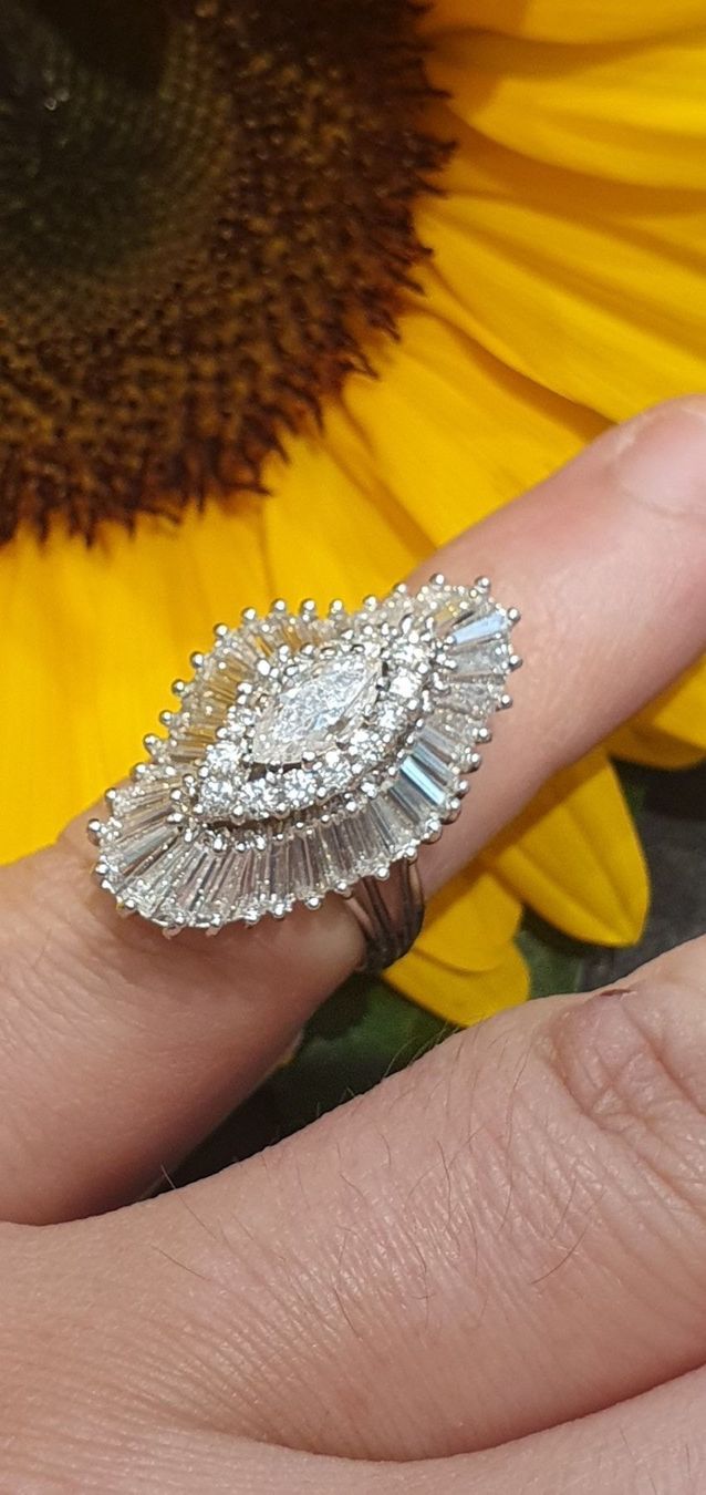 Anelli: Solitär Entourage Diamanten Ring Platin – Usato da Unterägeri venduto da Altgoldschmuck 1