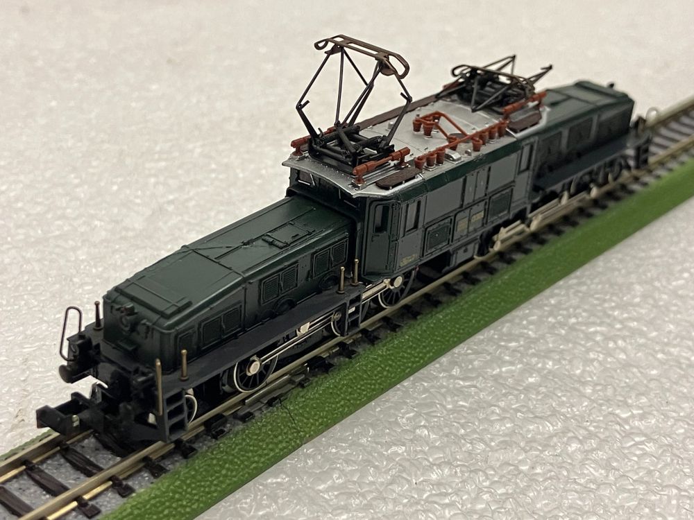 Trix Modelleisenbahnen: minitrix 2926 N= Krokodil SBB 13305 Königin der Alpen - grün – Gebraucht aus Thun von retoolinoo 3