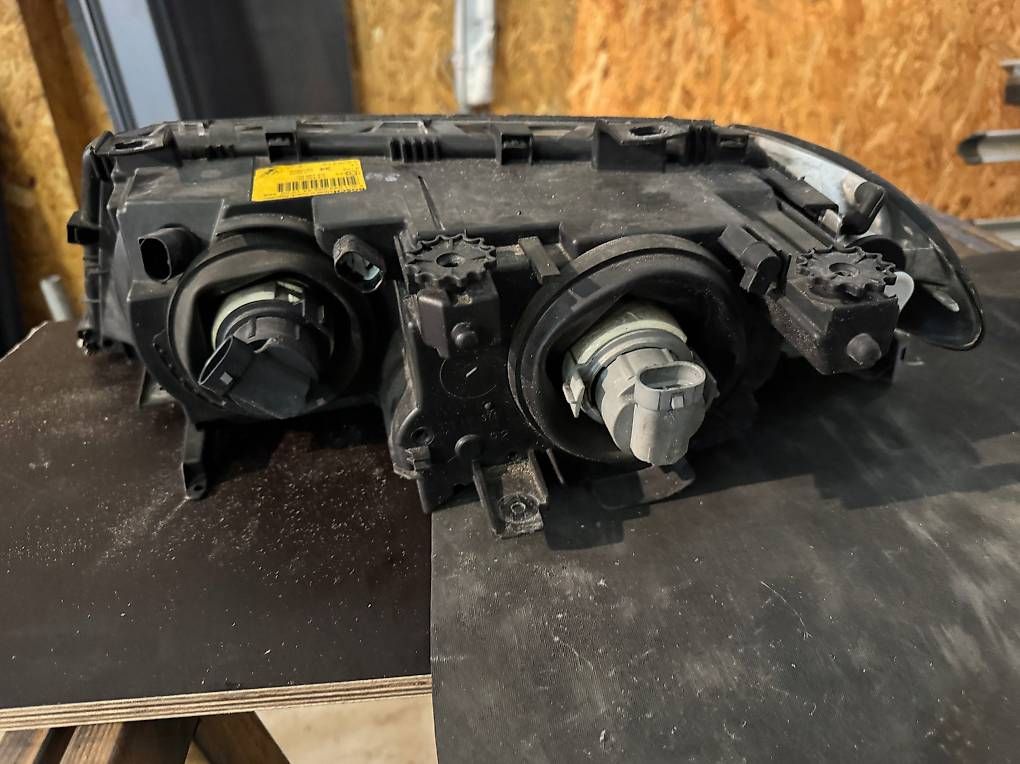 Fari: Bmw E46 Touring Scheinwerfer set mit Blinker – Usato da Madiswil venduto da Poschung 3