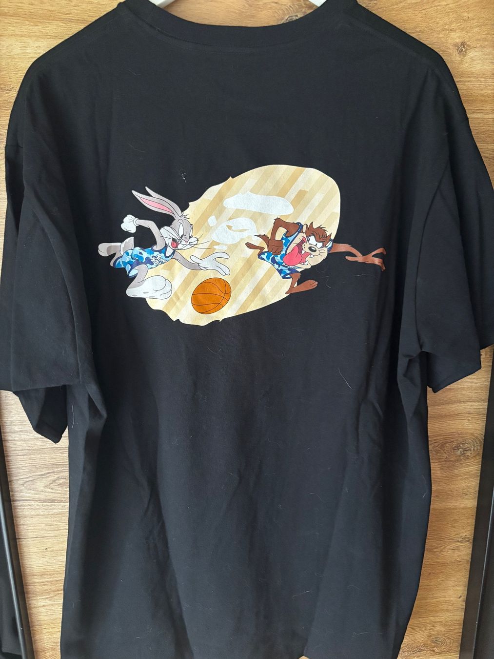 Bape T-shirt: BAPE x Space Jam T Shirt – Nuovo (secondo la descrizione) da Domat/Ems venduto da J70_7 1