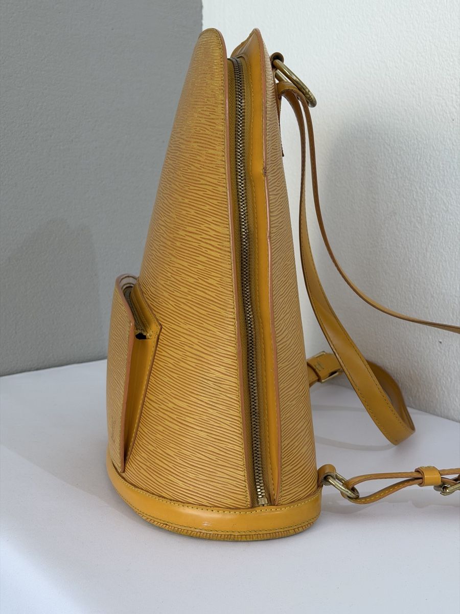 Louis Vuitton Zaini: Louis Vuitton Gobelins Epi Rucksack Gelb – Usato da Pfäffikon SZ venduto da LaPoche1 1
