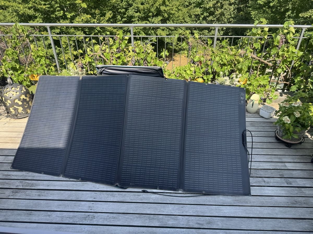 Ecoflow Solargeräte und Solarprodukte: Ecoflow Solar Panel Foldable 400w – Gebraucht aus Langnau am Albis von Mattia.de.bear 1