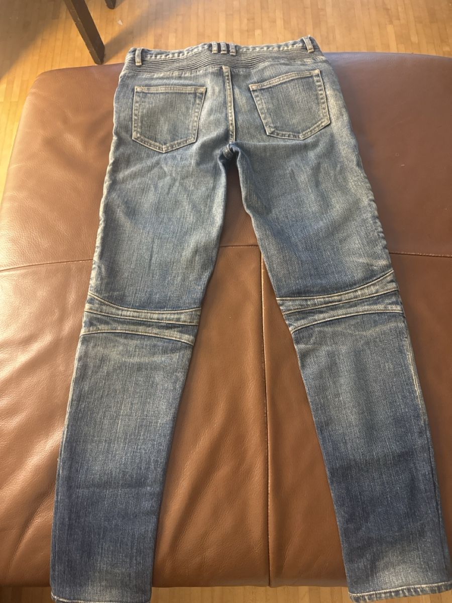 Balmain Pantaloni: BALMAIN JEANS KIDS – Usato da Buchs AG venduto da Ashanice 3
