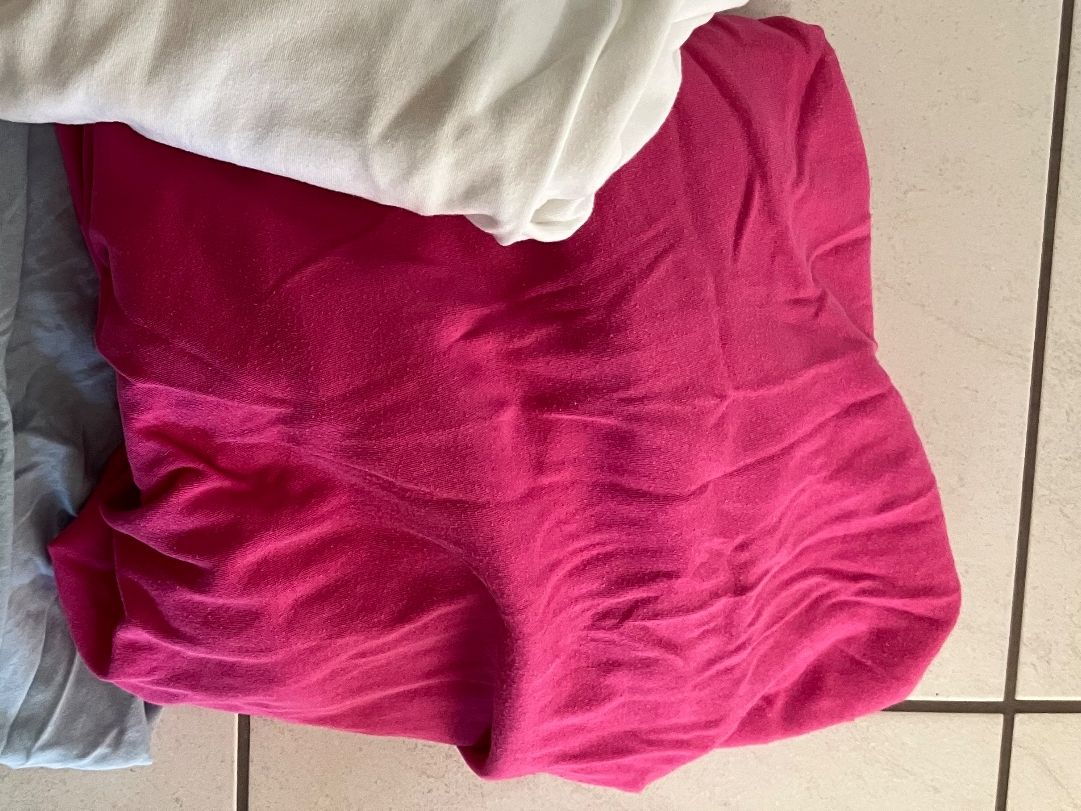 Bettwäsche: Fixleintuch pink 140x70cm – Gebraucht aus Chur von steffeli04
